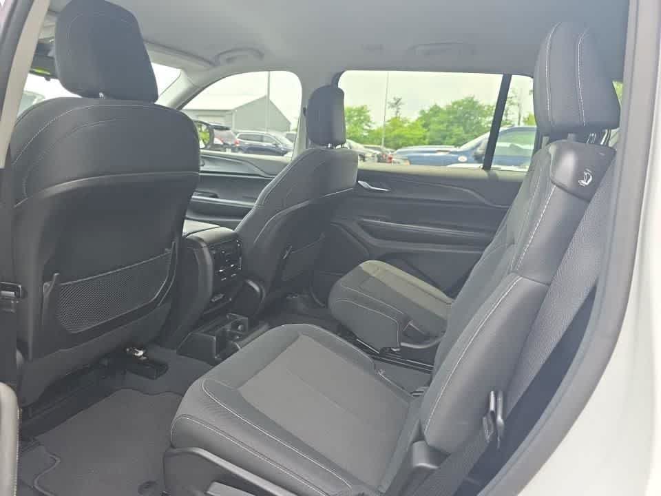 Used 2023 Bright White Clearcoat Jeep Laredo image 5