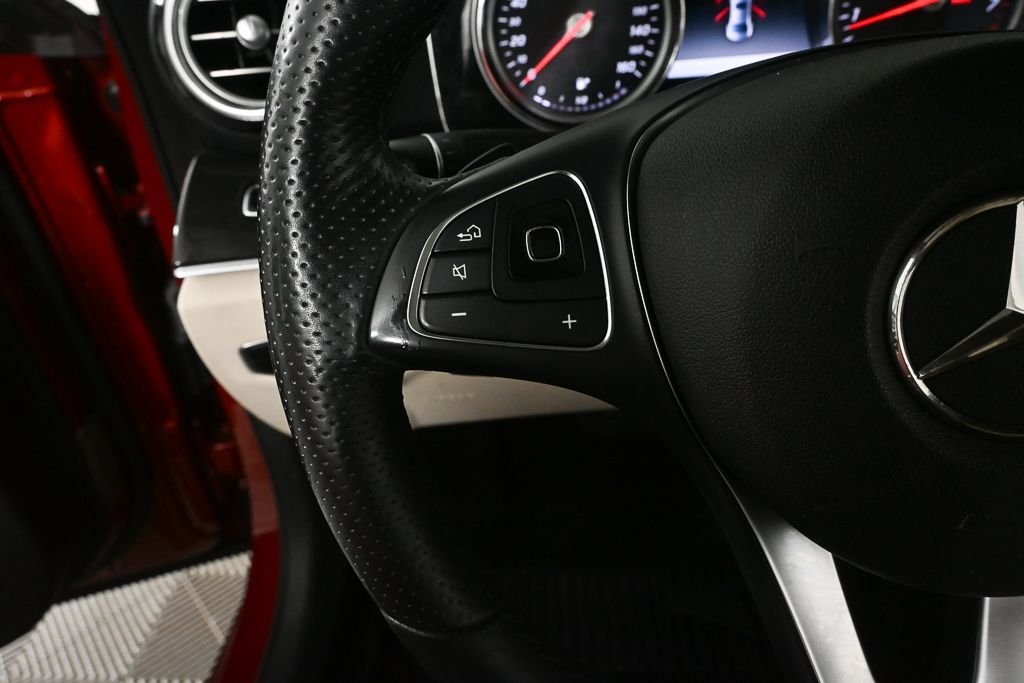 Used 2018 Red Mercedes-Benz E 300 image 10