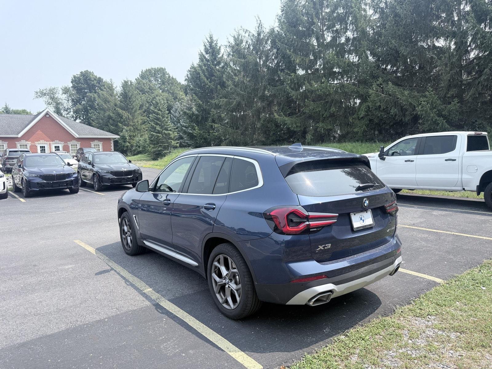 Used 2024 Phytonic Blue Metallic BMW xDrive30i image 7