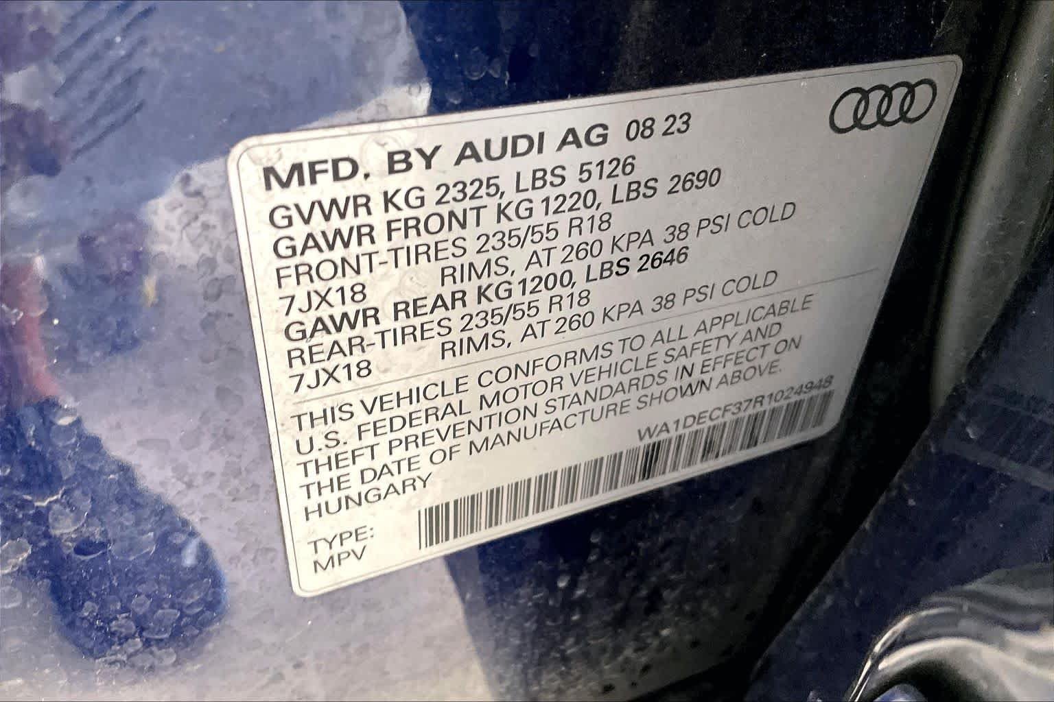 Used 2024 Navarra Blue Metallic Audi S line Premium image 33
