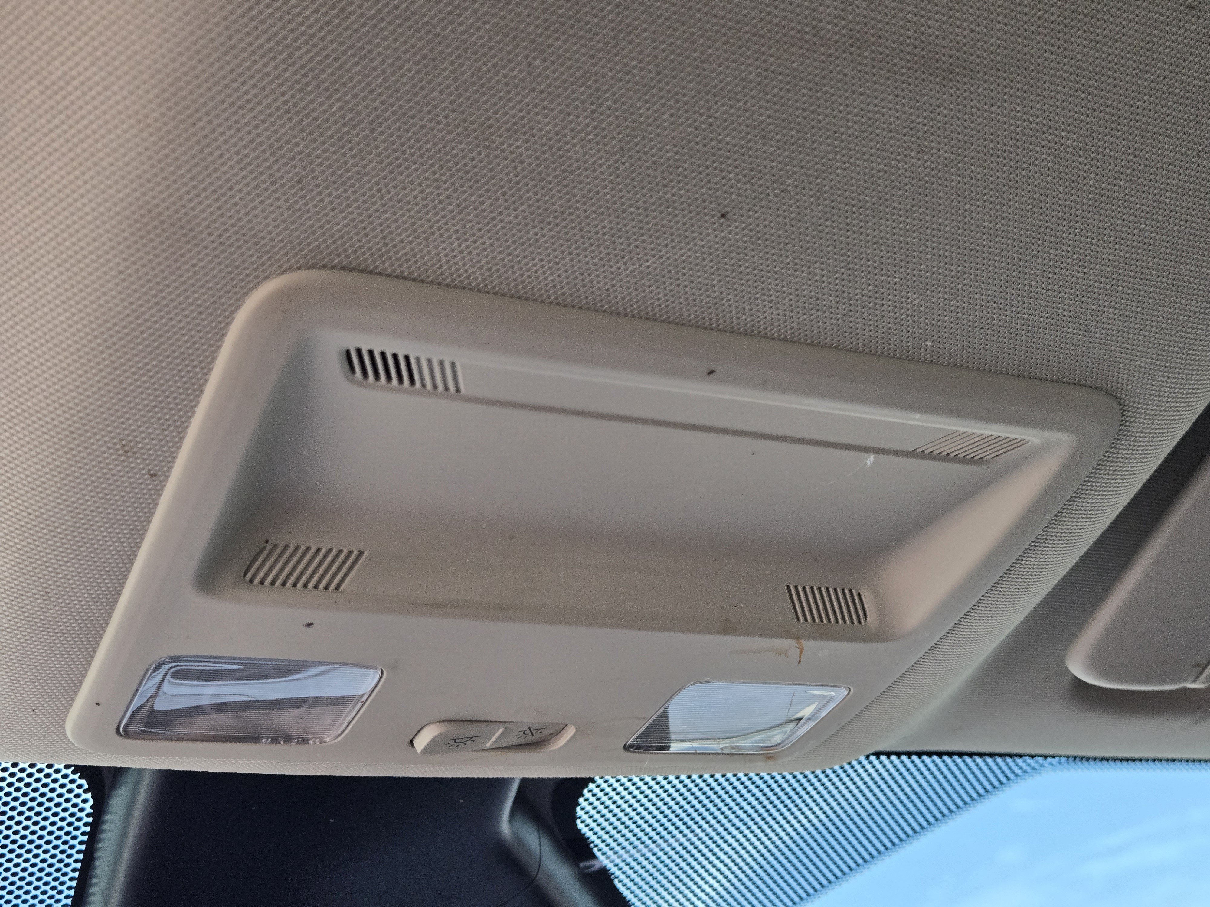 Used 2019 Lightning Blue Metallic Ford XL image 28
