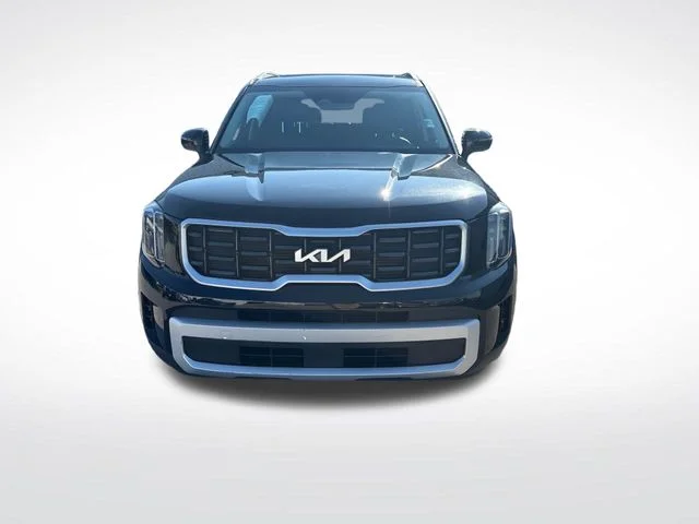 Used 2025 Black Kia S image 8