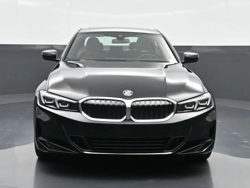 2024 BMW 3 Series 330i - Photo 15