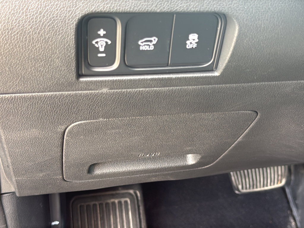 Used 2025 Black Kia EX image 28