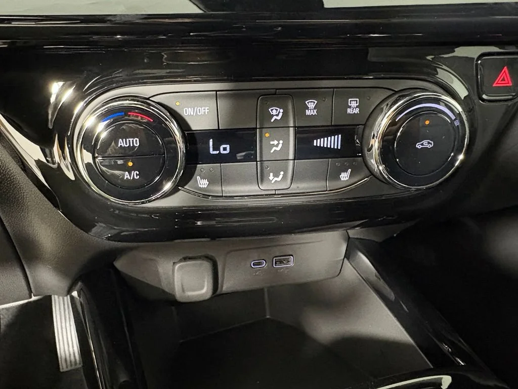 2026 Chevrolet Trax RS - Photo 36
