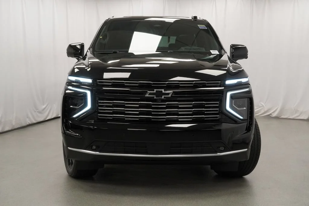 New 2026 Black Chevrolet High Country image 34