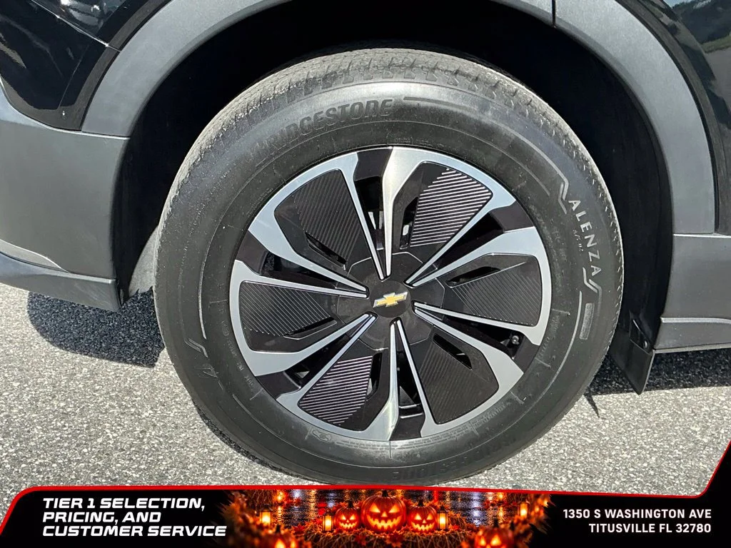 Used 2024 Black Chevrolet LT image 13
