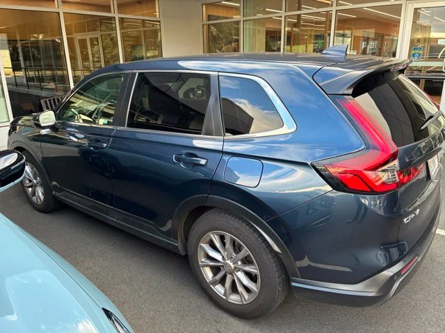 Used 2024 Blue Honda EX-L image 10