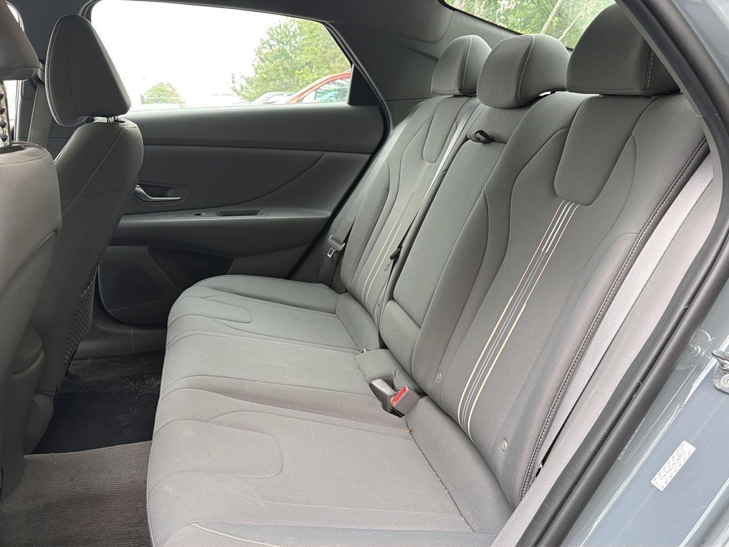 Used 2022 Electric Shadow Hyundai SEL image 15