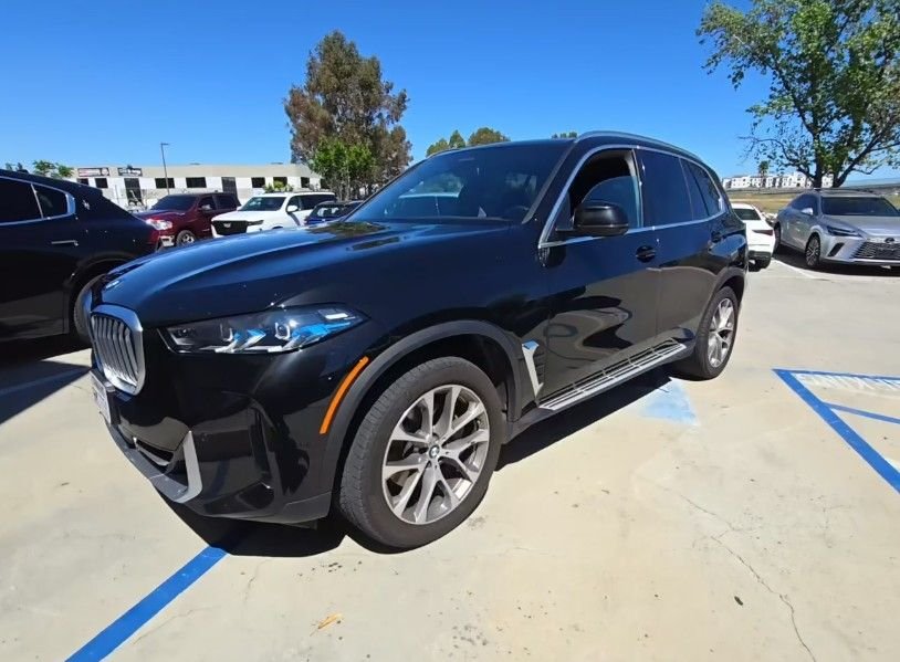 2025 BMW X5 sDrive40i's photo