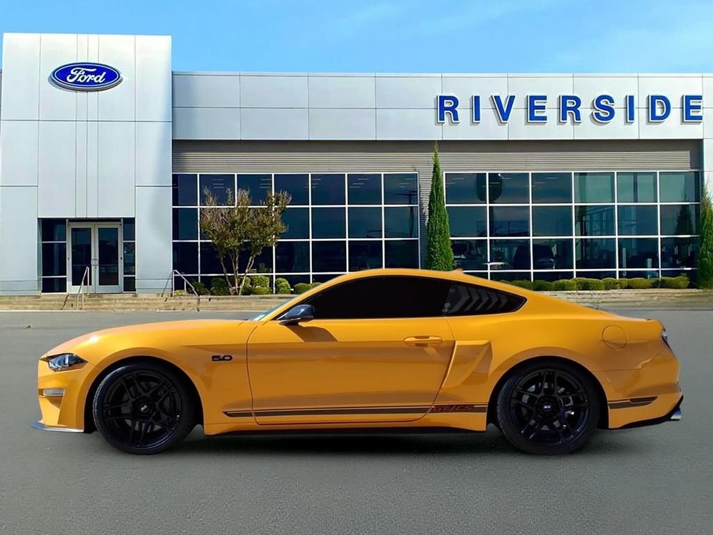 Used 2022 Orange Metallic Ford GT Premium image 4
