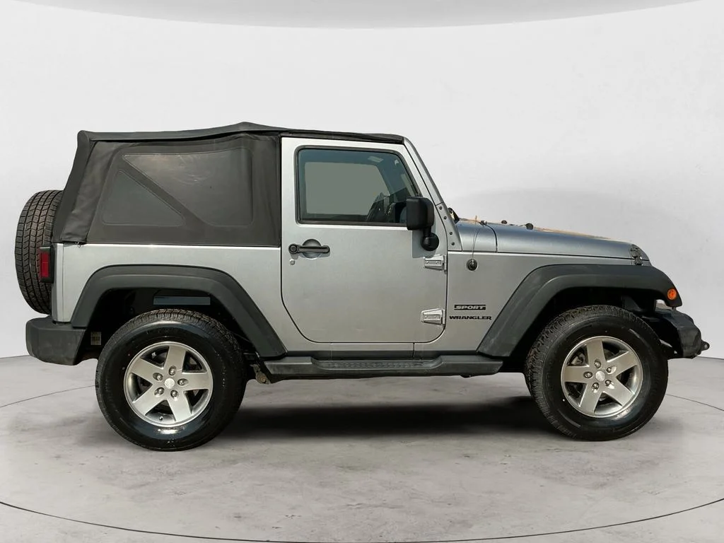 Used 2014 Gray Jeep Sport image 4