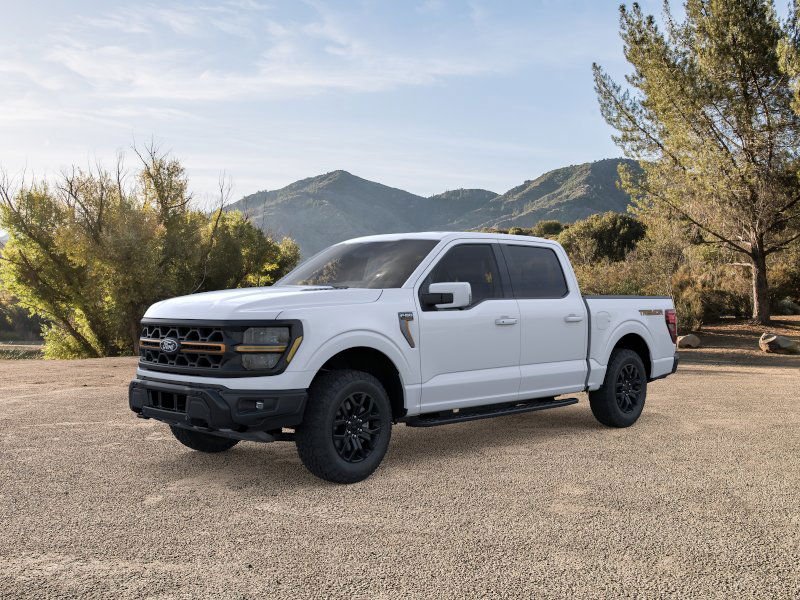 New 2025 Space White Metallic Ford Tremor® image 31