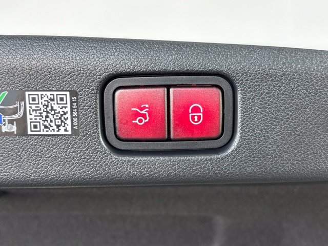 2025 Mercedes-Benz E-Class E350 - Photo 66