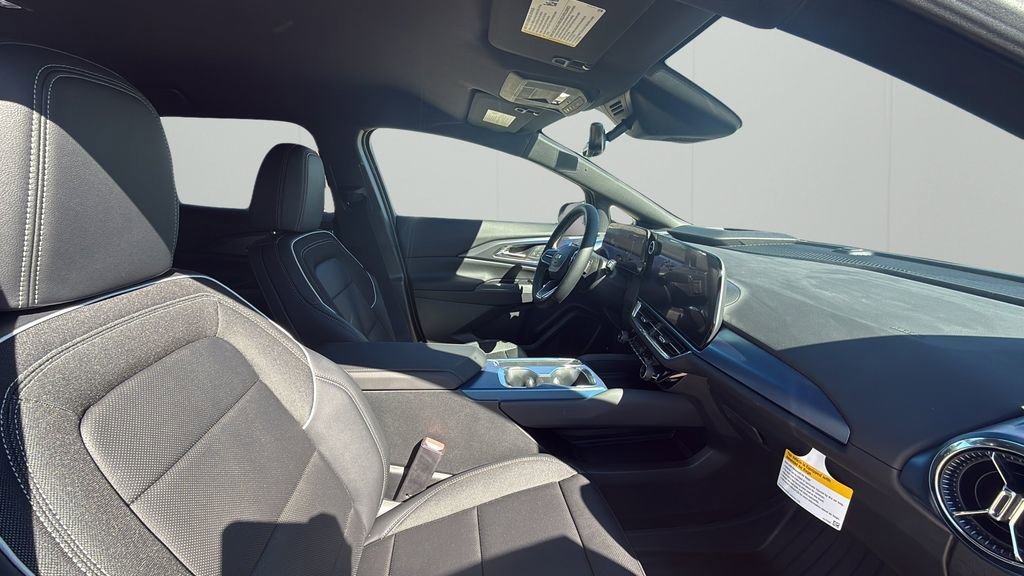 2026 Chevrolet Equinox EV 2LT - Photo 33