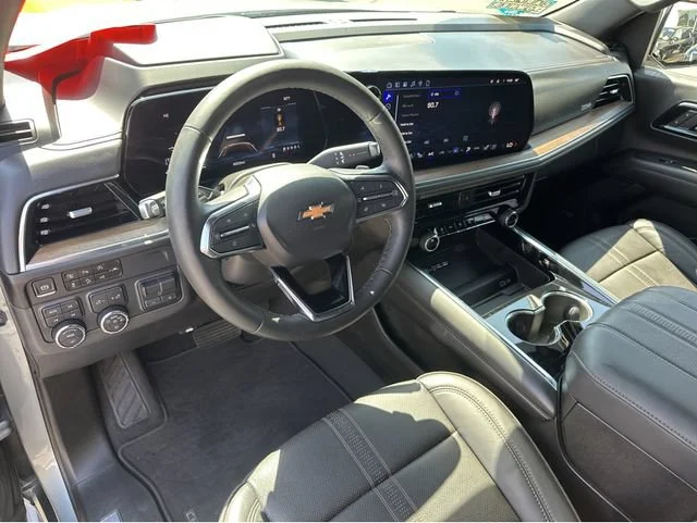 Used 2025 Sterling Gray Metallic Chevrolet High Country image 25