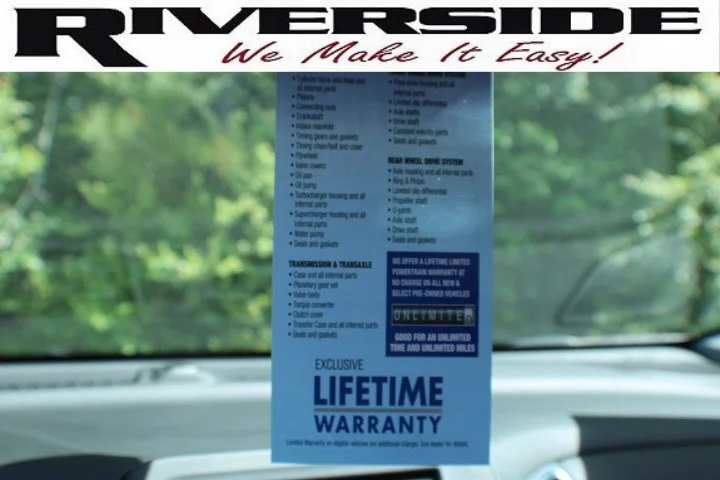 Used 2024 Lakeshore Blue Metallic Chevrolet LT image 9