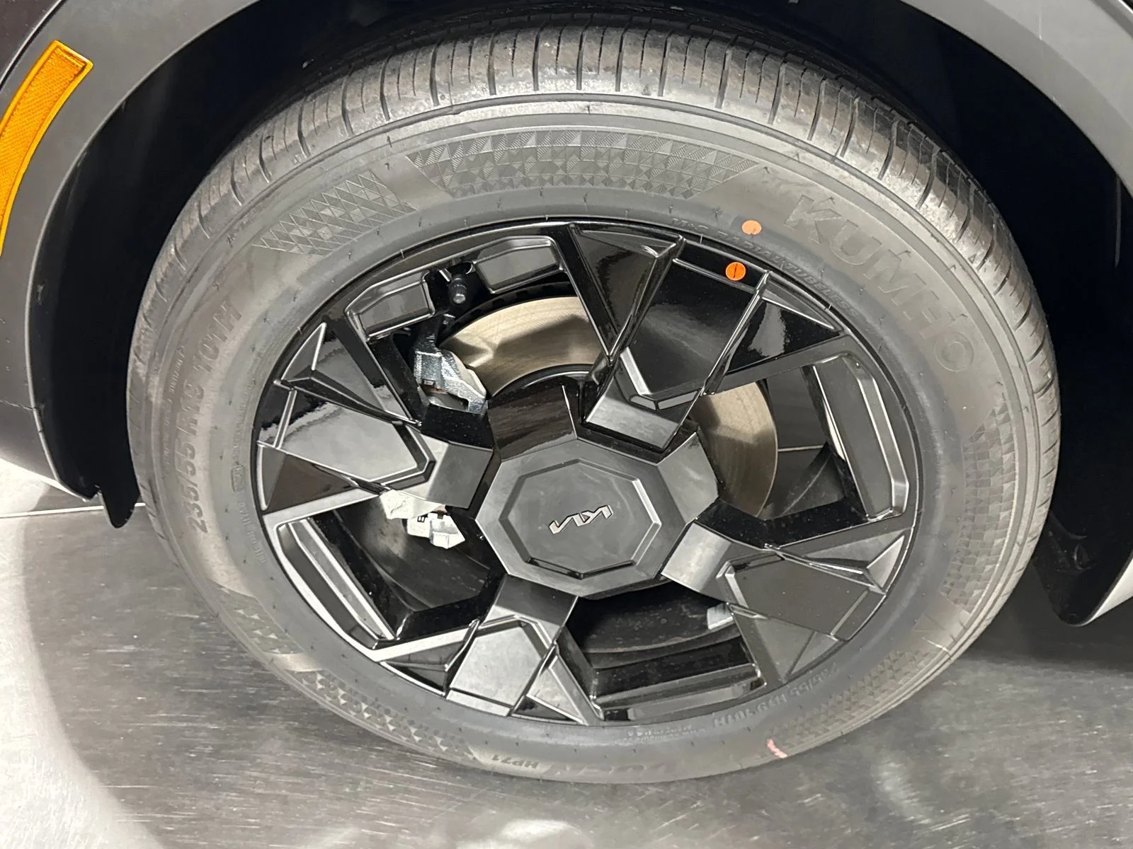 New 2026 Panthera Metal Gray Kia X-Line image 2