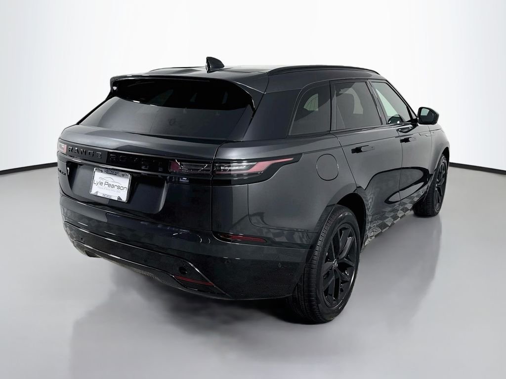 New 2026 Carpathian Grey Land Rover  image 9