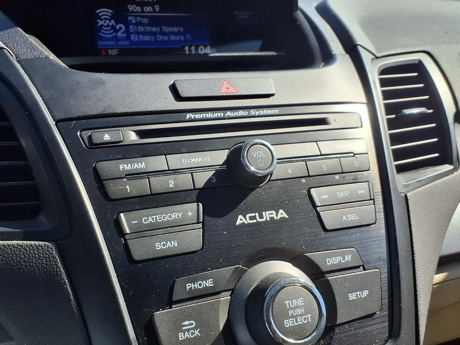 Used 2016 White Diamond Pearl Acura  image 9