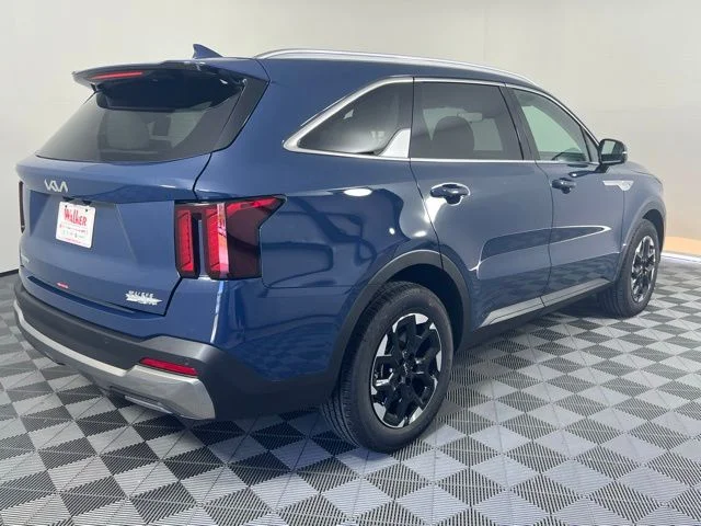 2025 Kia Sorento S - Photo 7