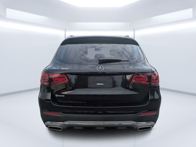 Used 2022  Mercedes-Benz GLC 300 image 4