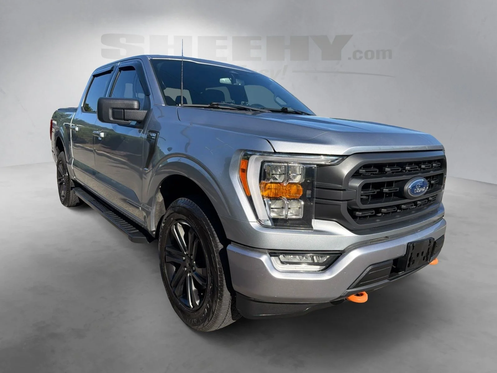 Certified Used 2022 Iconic Silver Metallic Ford XLT image 2