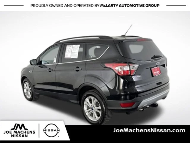 Used 2018 Black Ford SE image 9