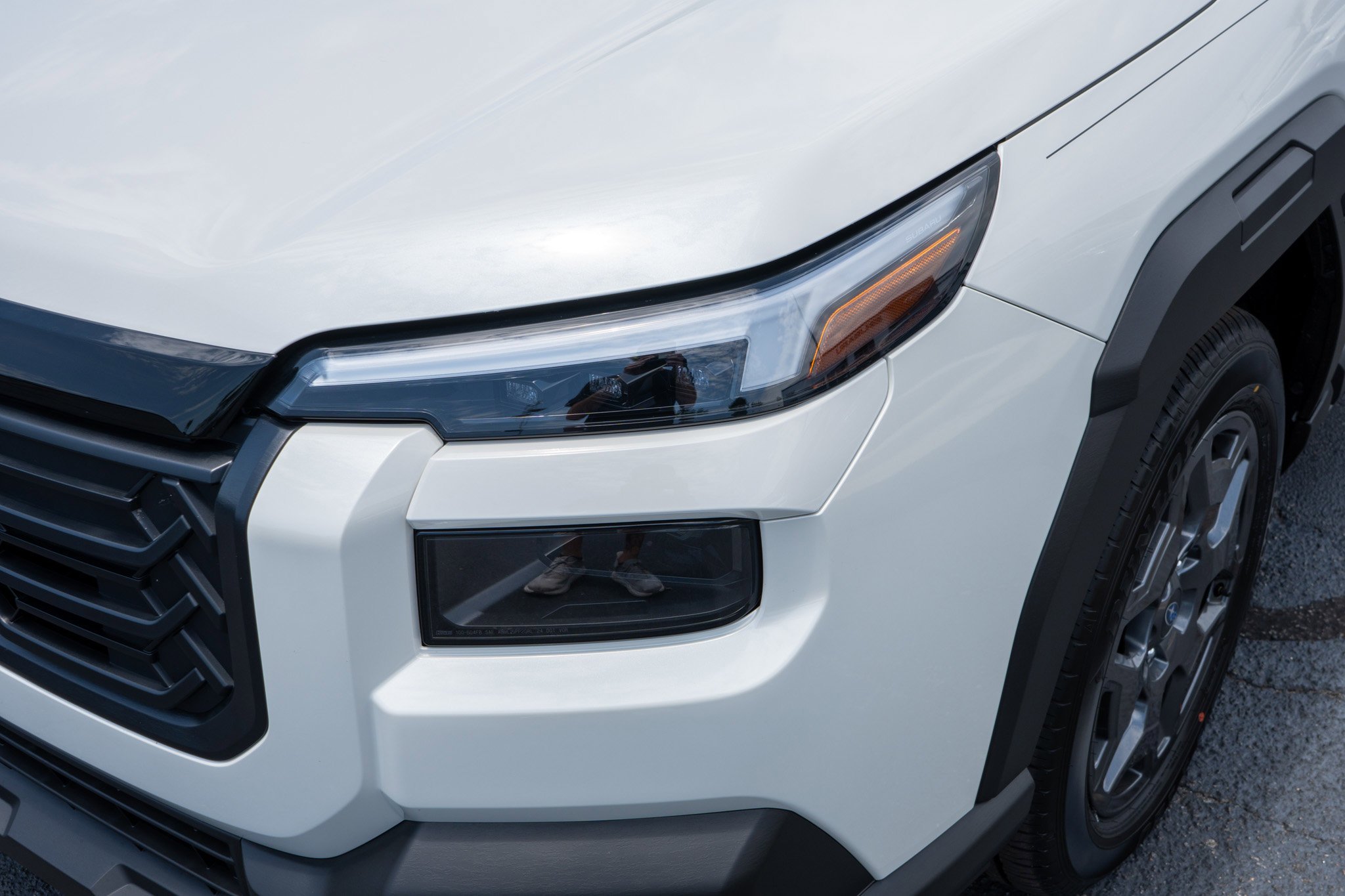 New 2026 CRYSTAL WHITE PEARL Subaru Premium image 9