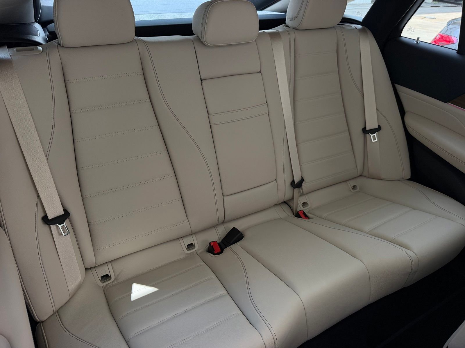 New 2026 Polar White Mercedes-Benz GLE 450 image 17