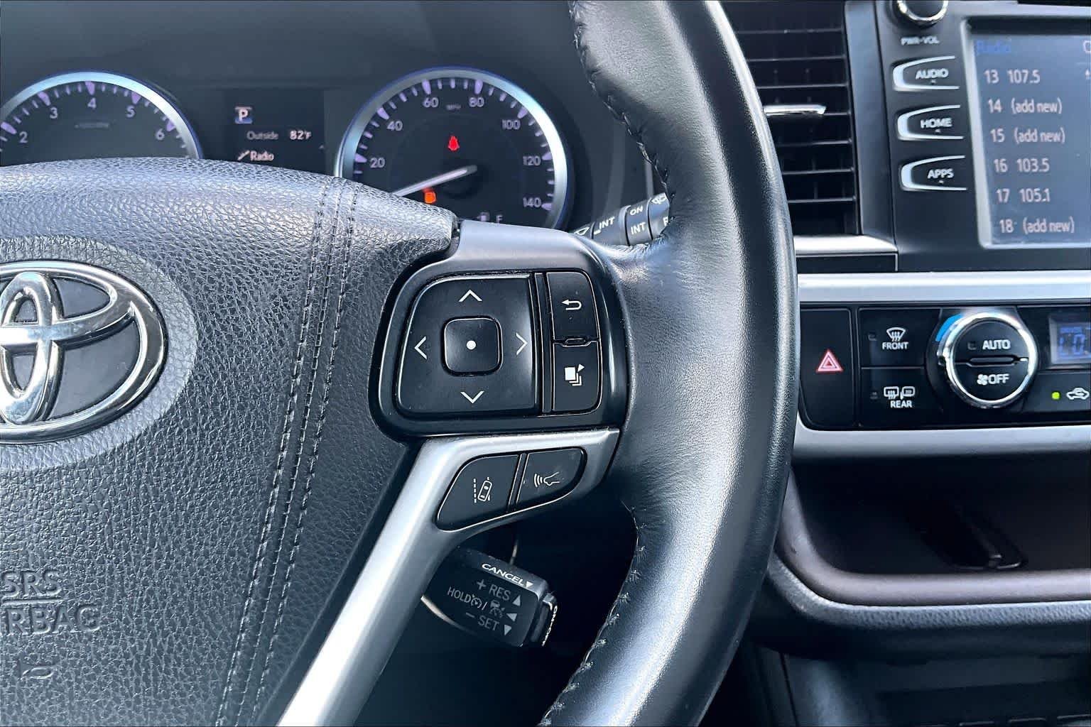 Used 2018 Midnight Black Metallic Toyota XLE image 25