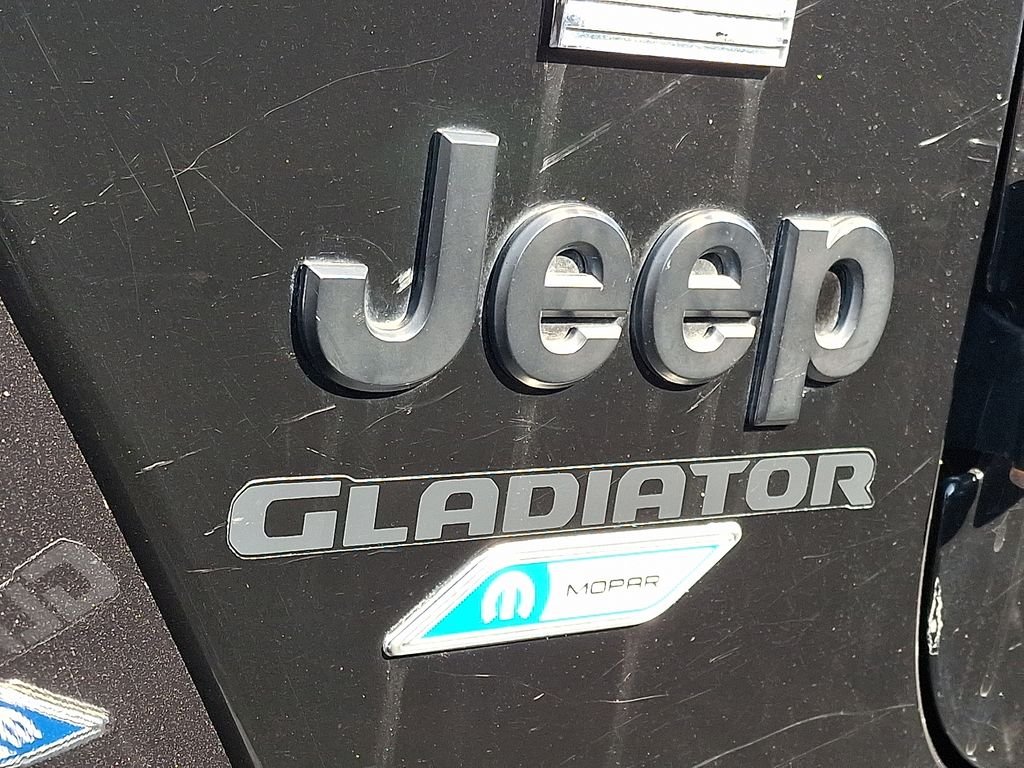Used 2021 Black Jeep Sport image 10