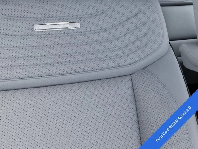 New 2027 Star White Metallic Tri-Coat Ford Platinum image 18