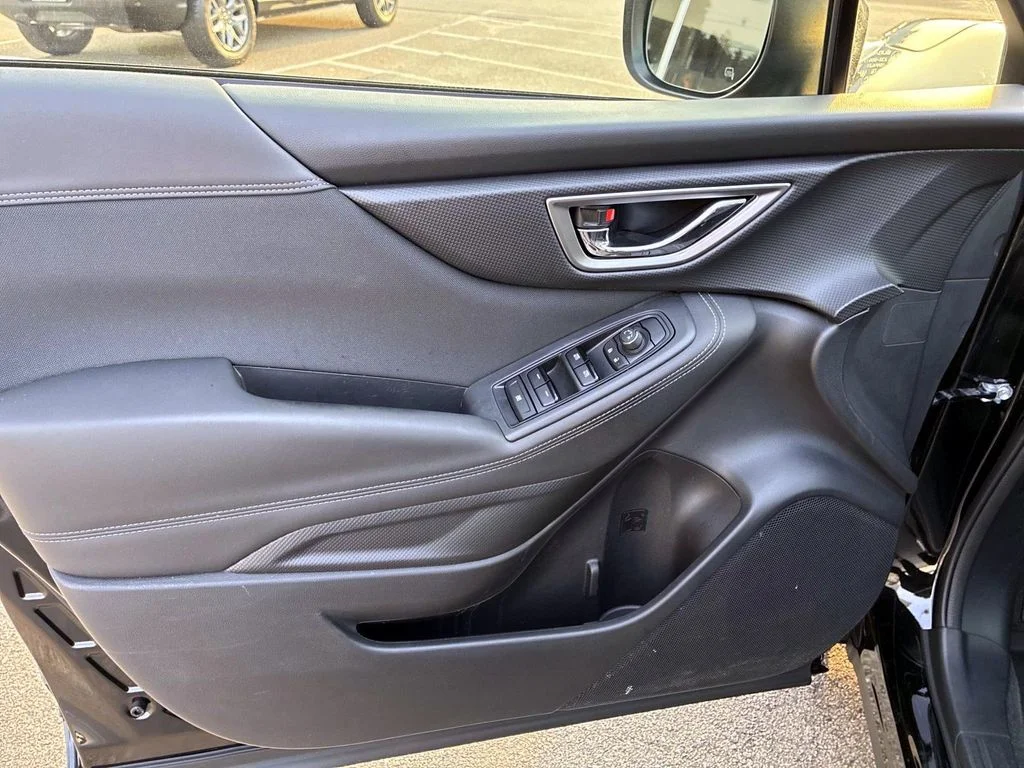 Used 2023 Crystal Black Silica Subaru Premium image 20