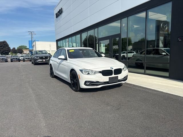 2016 BMW 3 Series 328i xDrive Sedan SULEV's photo