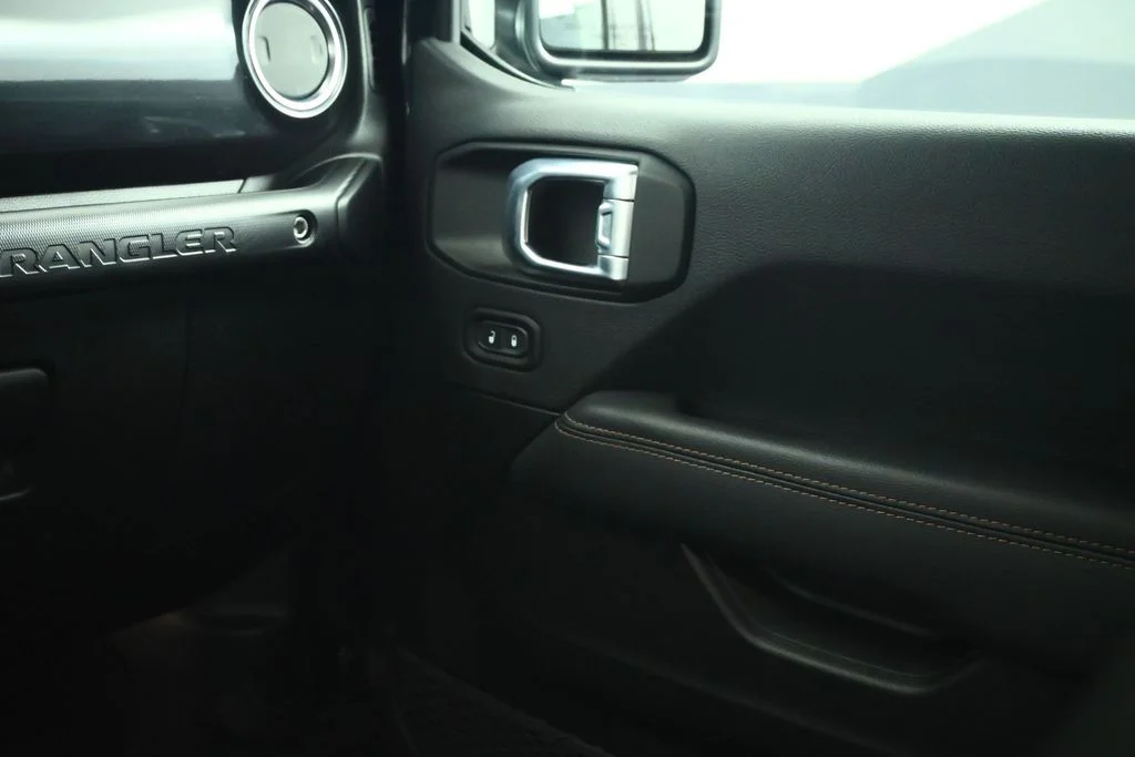Used 2023 Black Jeep Rubicon 392 image 45