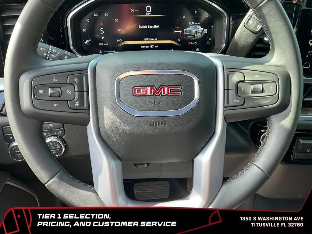 New 2026 Sterling Metallic GMC Elevation image 32