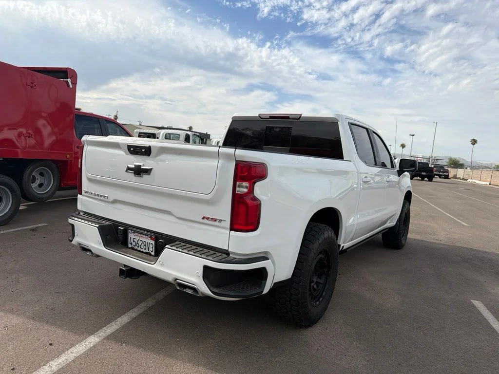 Used 2023 White Chevrolet RST image 8