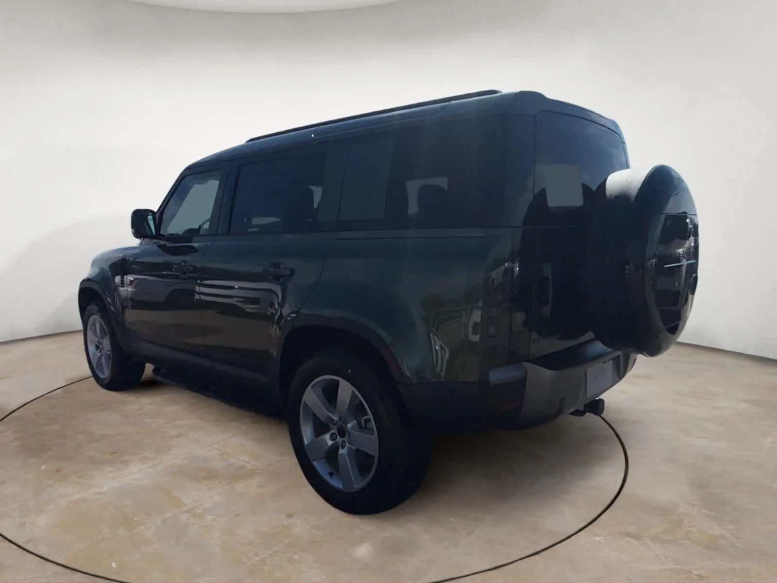 New 2026 Woolstone Green Land Rover S image 3