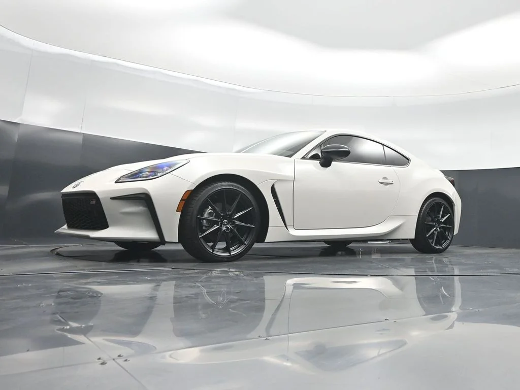 Used 2024 White Toyota Premium image 40
