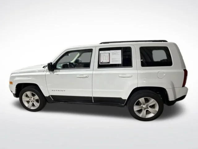 Used 2011 White Jeep Sport image 8