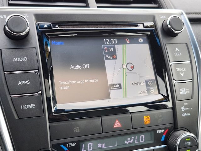 Used 2015 Gray Toyota XLE image 22