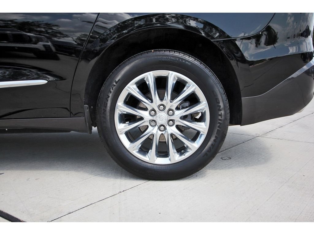 Used 2021 Black Buick Essence image 28