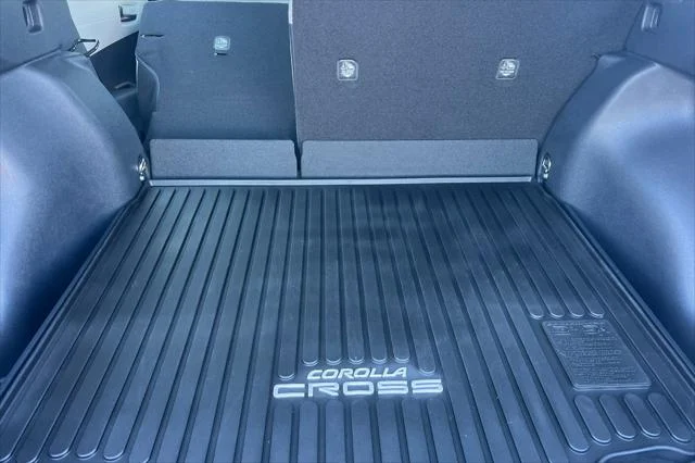 Certified Used 2025 SONIC SILVER Toyota  image 33