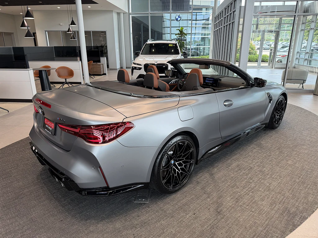 New 2027 Special Order Color BMW Competition xDrive image 6