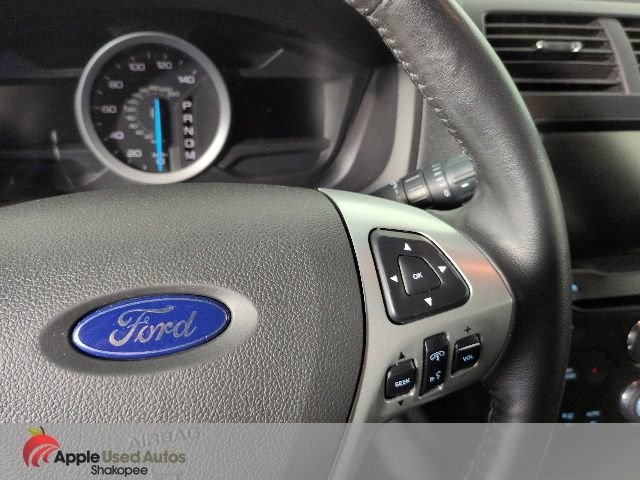 Used 2014 Black Ford XLT image 25