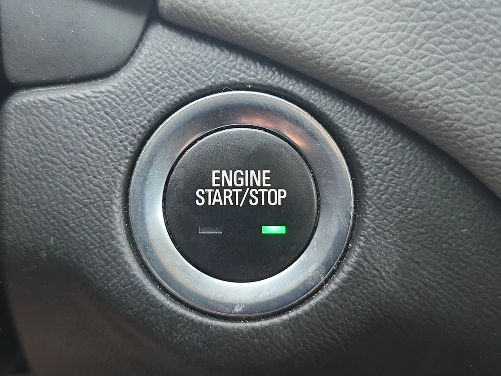 Used 2022 Gray Chevrolet LT image 15