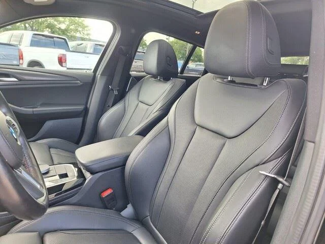 Used 2023 Black Sapphire Metallic BMW M40i image 11