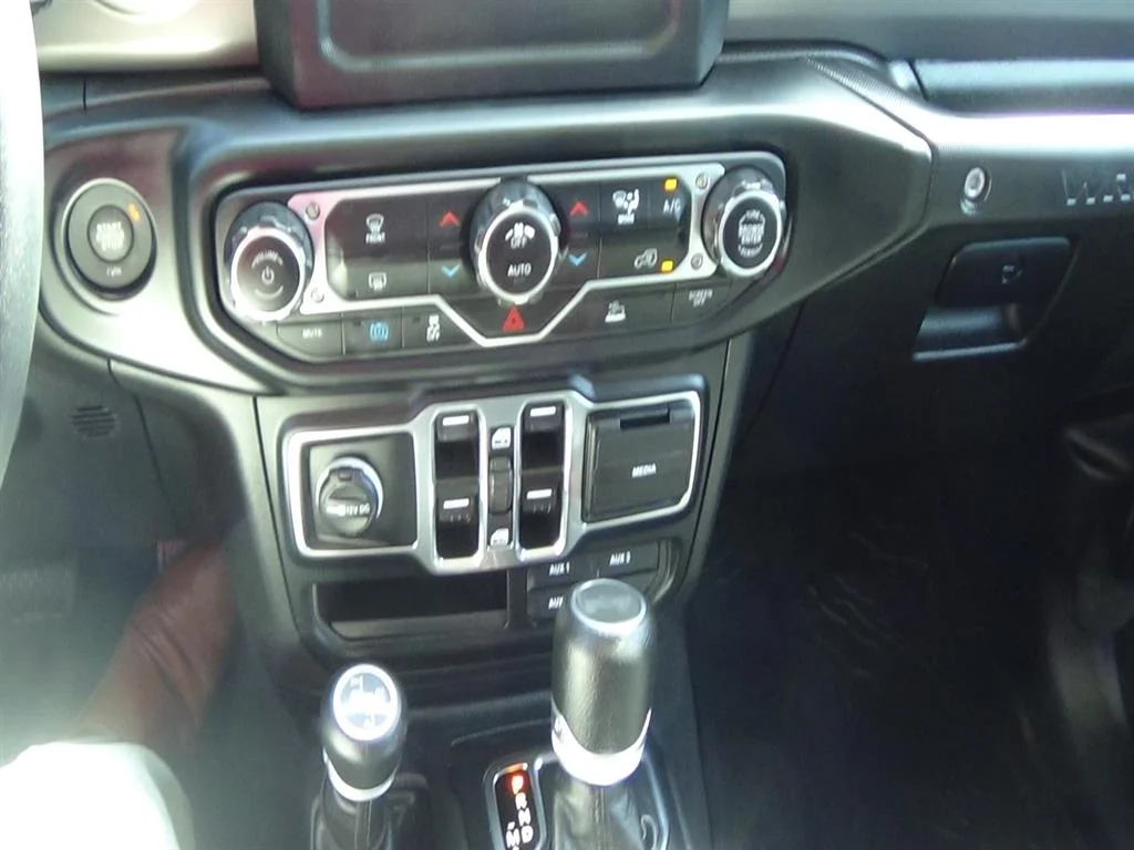 Used 2023 Black Clear Coat (px8) Jeep Sahara 4xe image 26