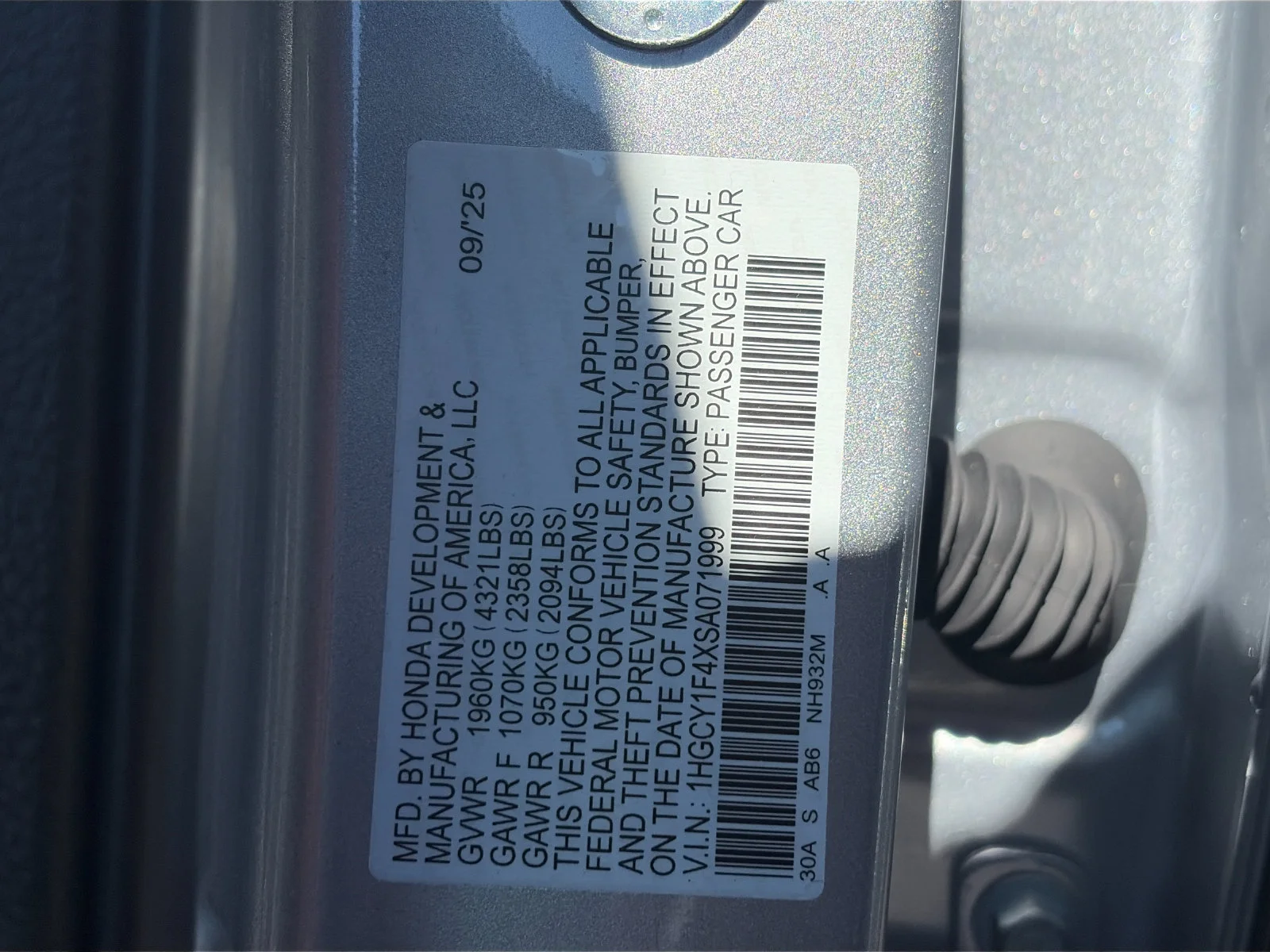 Used 2025 Silver Metallic Honda SE image 29